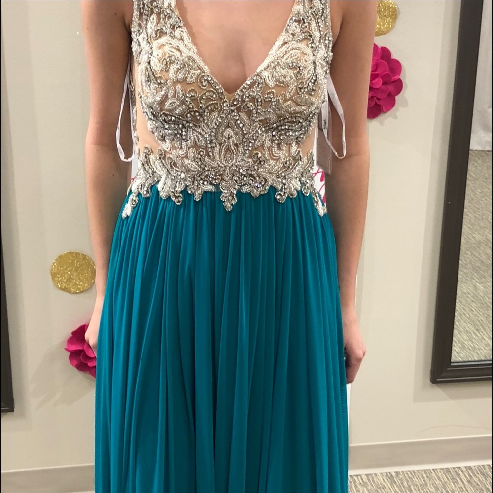 Size 2 prom dress